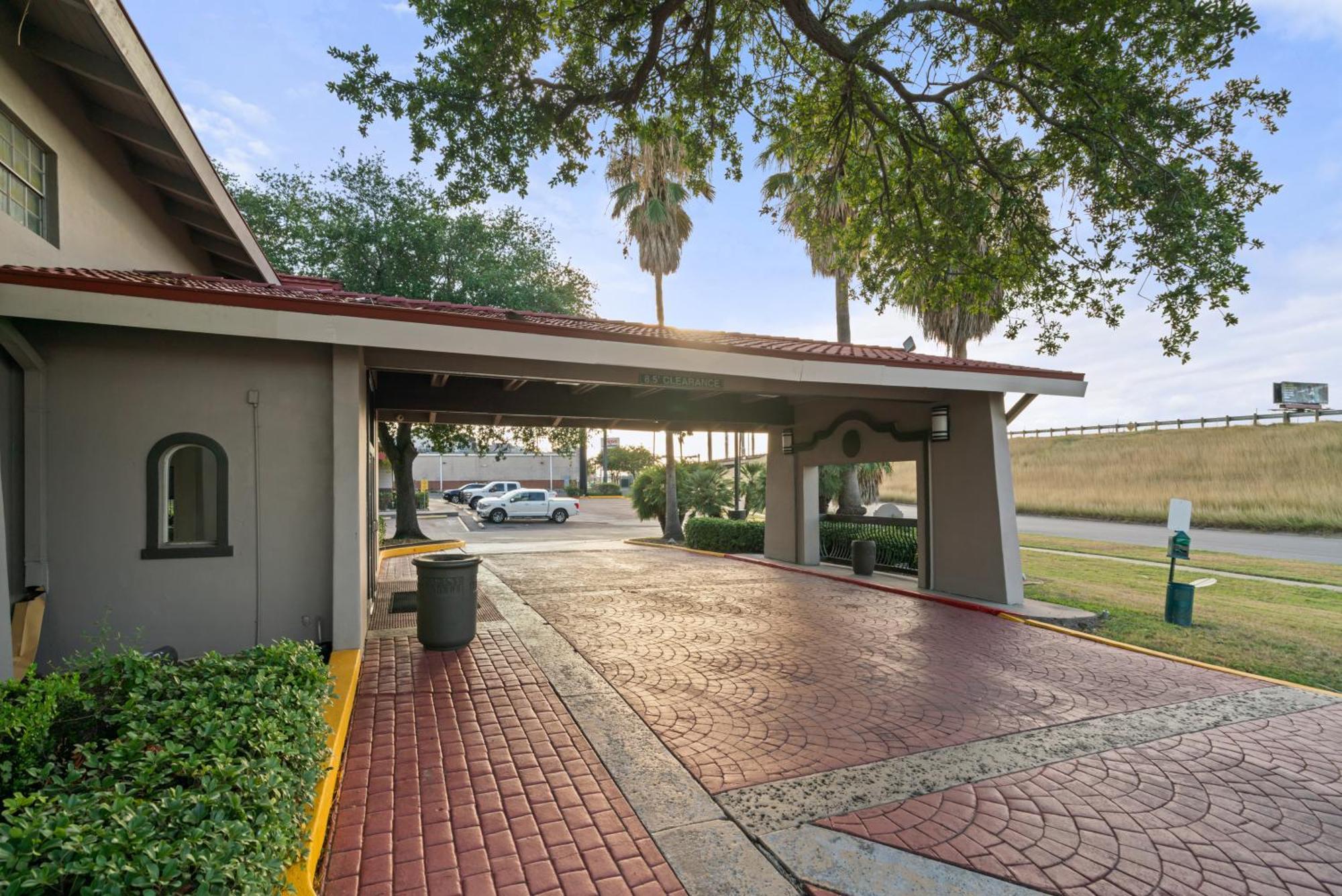 La Quinta Inn By Wyndham Corpus Christi North Екстер'єр фото