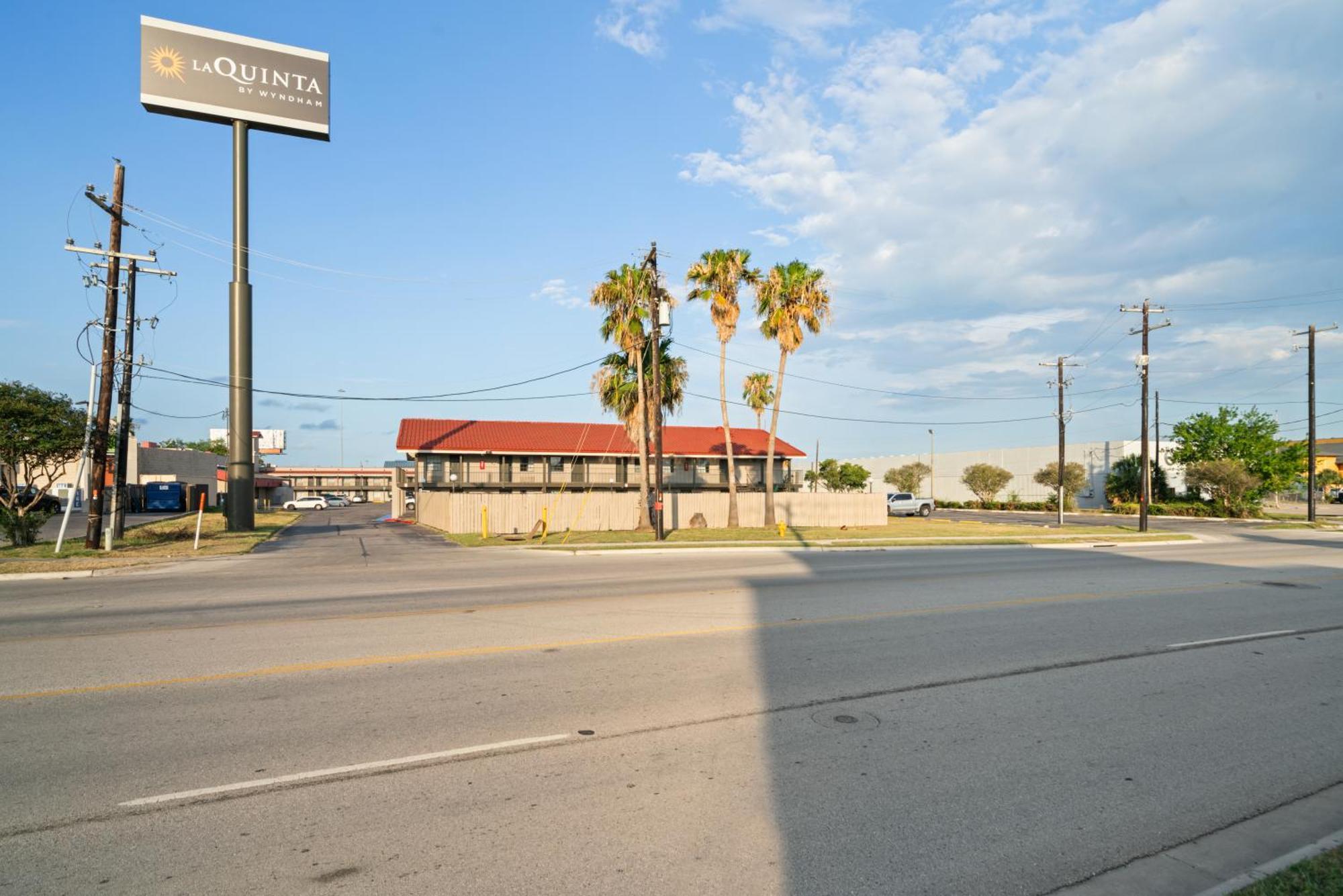 La Quinta Inn By Wyndham Corpus Christi North Екстер'єр фото