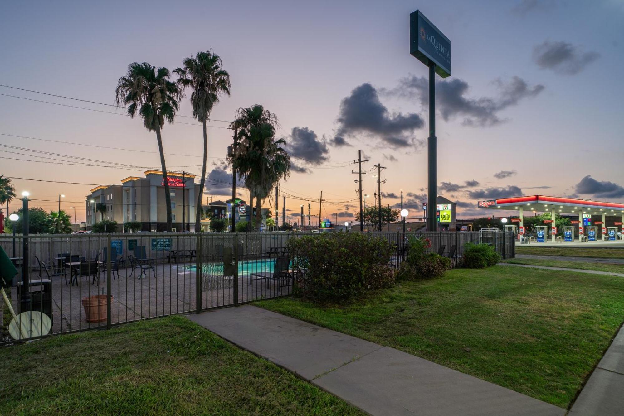 La Quinta Inn By Wyndham Corpus Christi North Екстер'єр фото