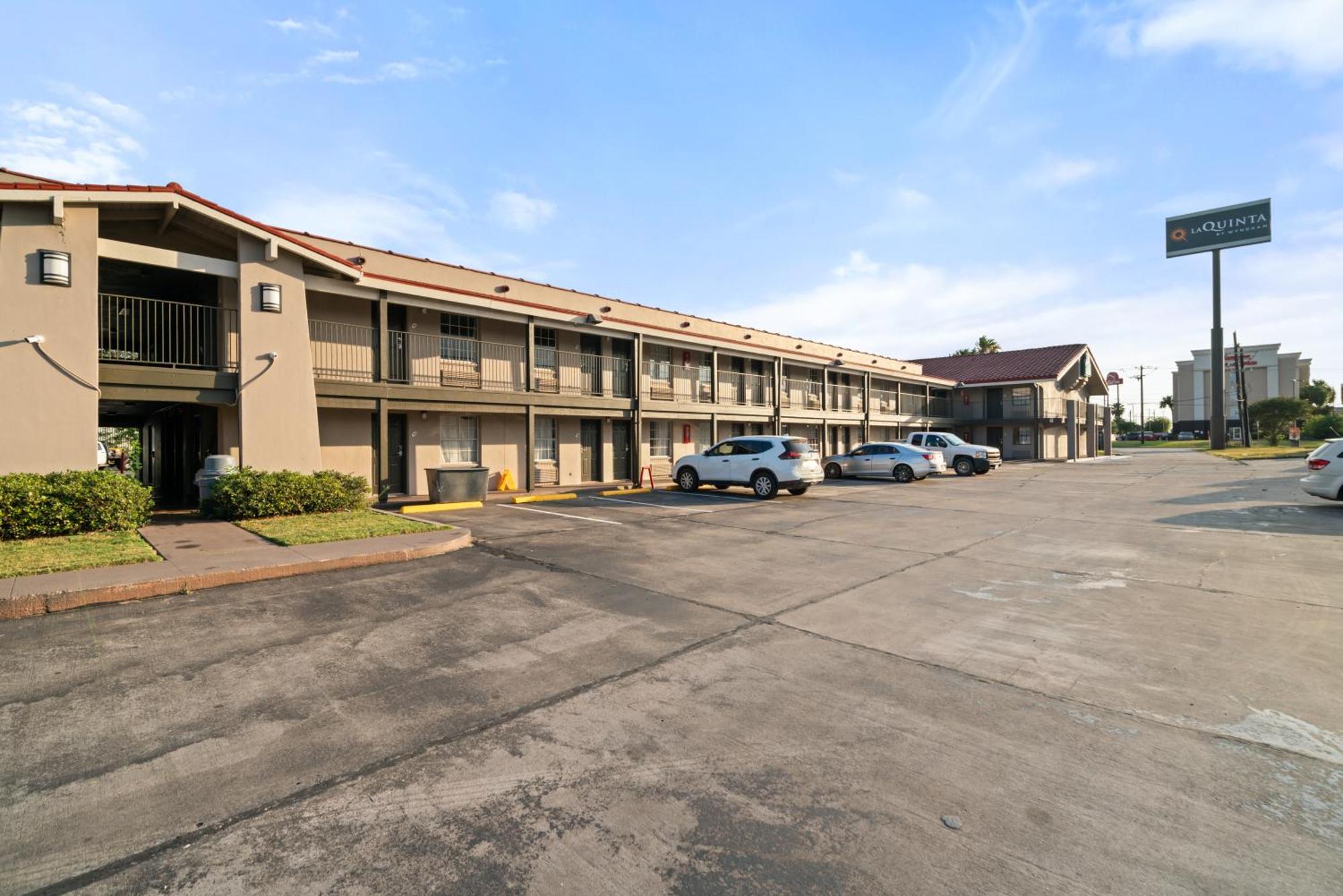 La Quinta Inn By Wyndham Corpus Christi North Екстер'єр фото