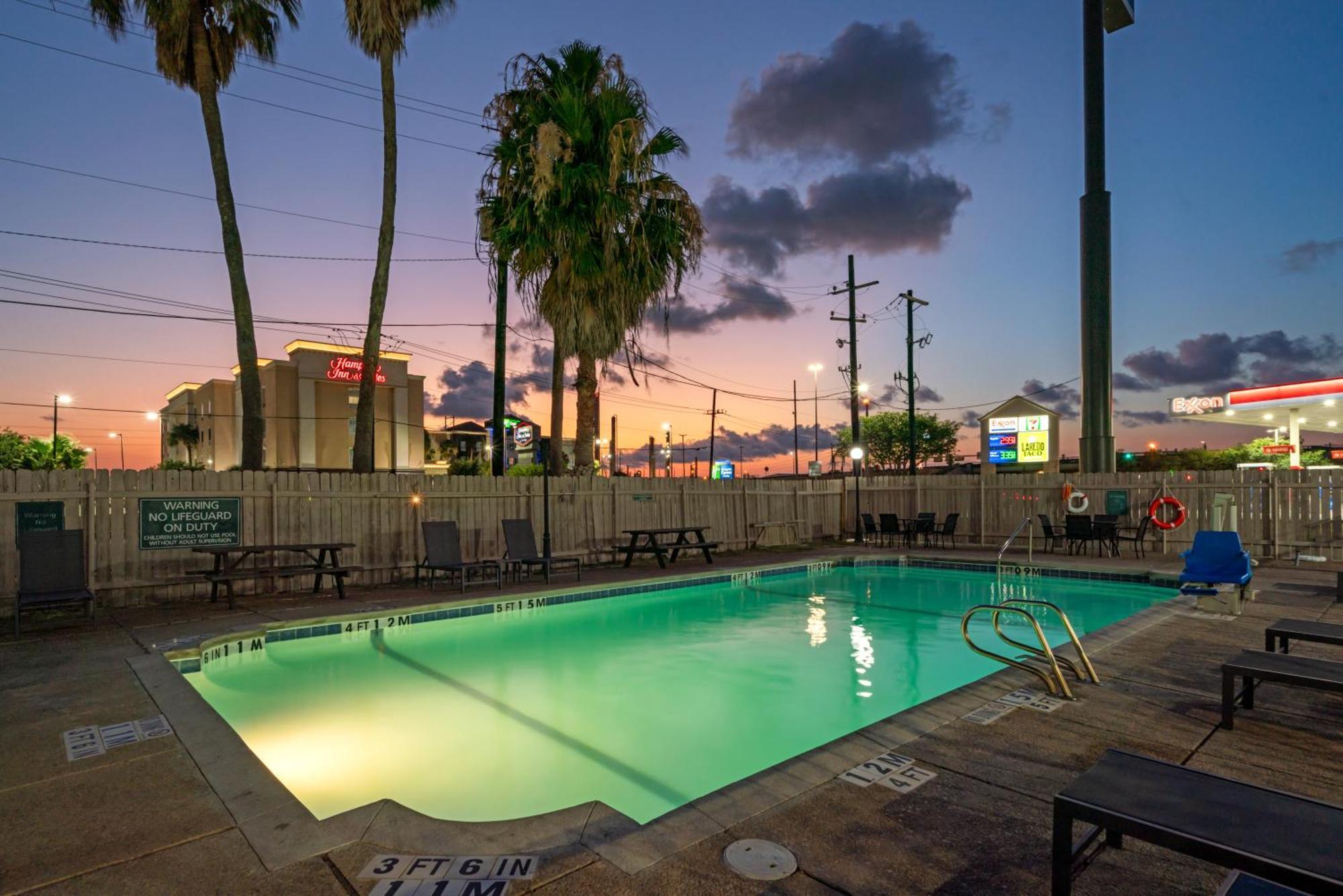 La Quinta Inn By Wyndham Corpus Christi North Екстер'єр фото