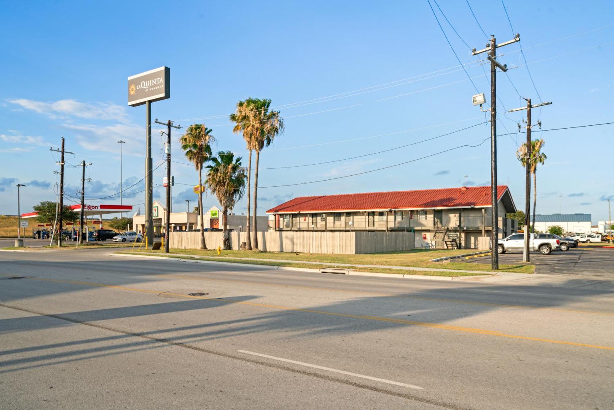 La Quinta Inn By Wyndham Corpus Christi North Екстер'єр фото