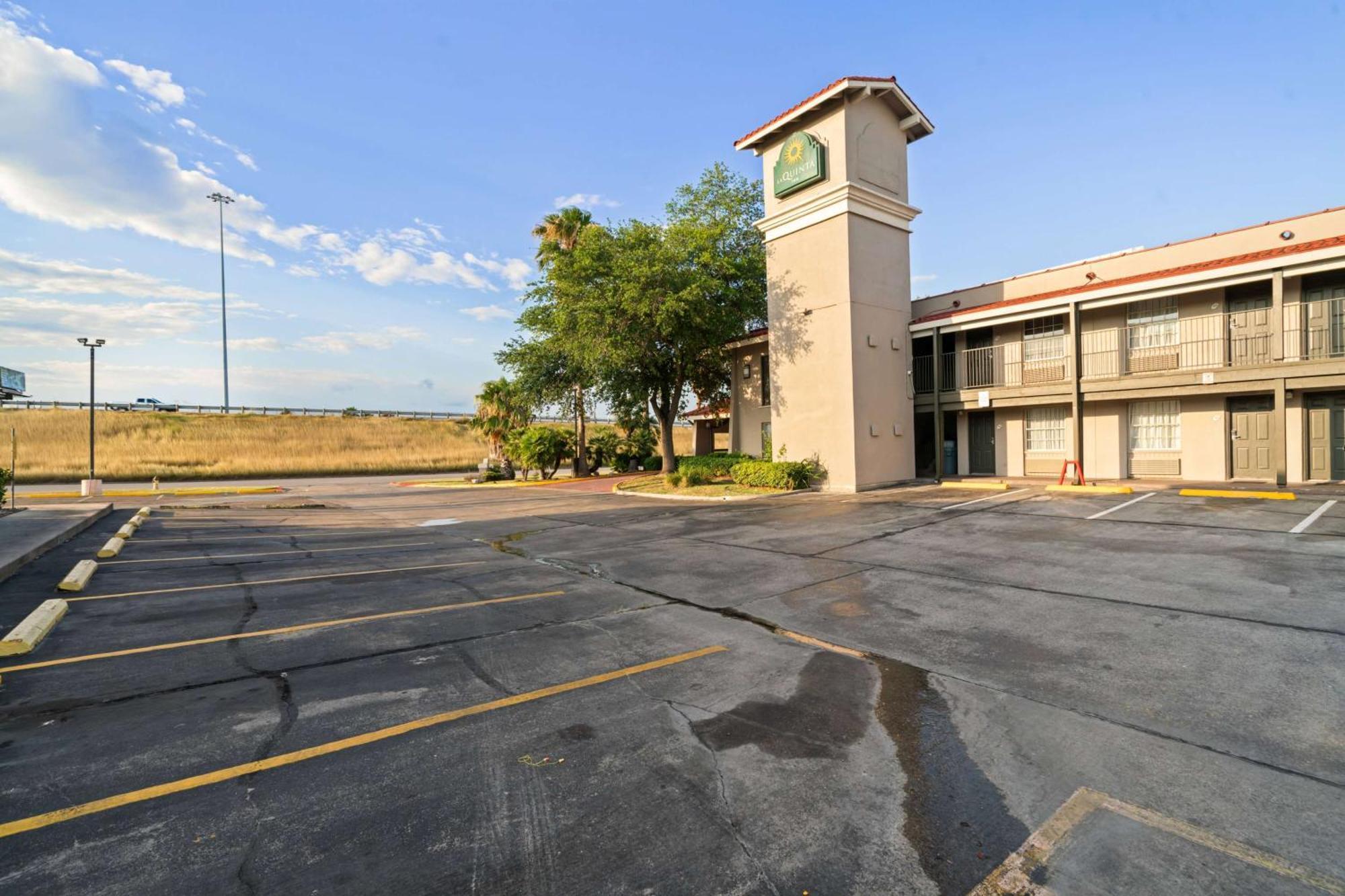 La Quinta Inn By Wyndham Corpus Christi North Екстер'єр фото