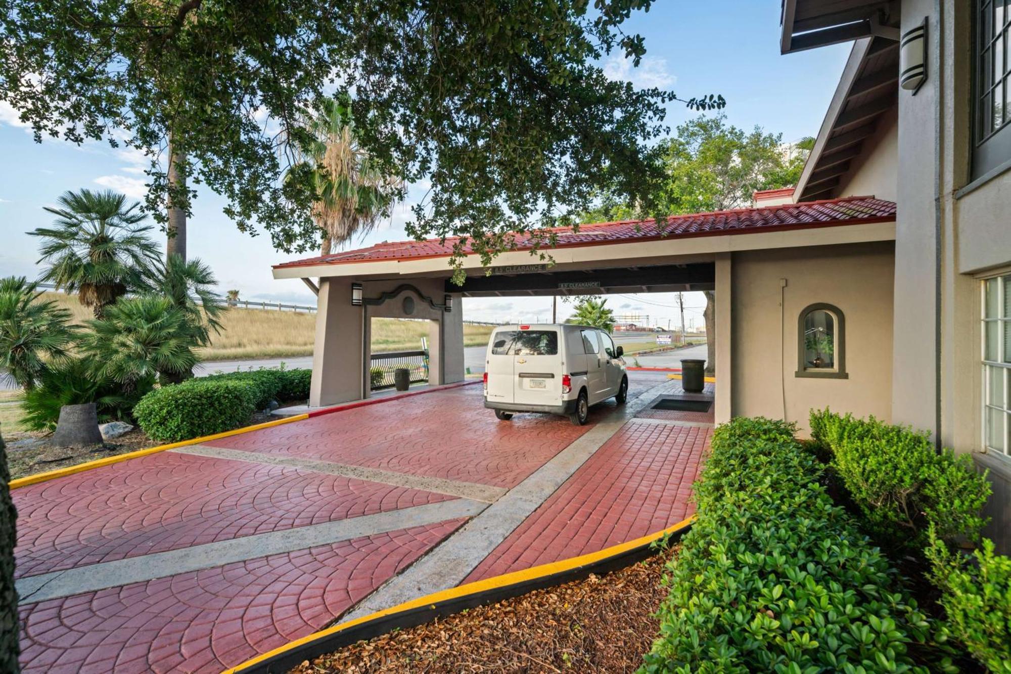 La Quinta Inn By Wyndham Corpus Christi North Екстер'єр фото