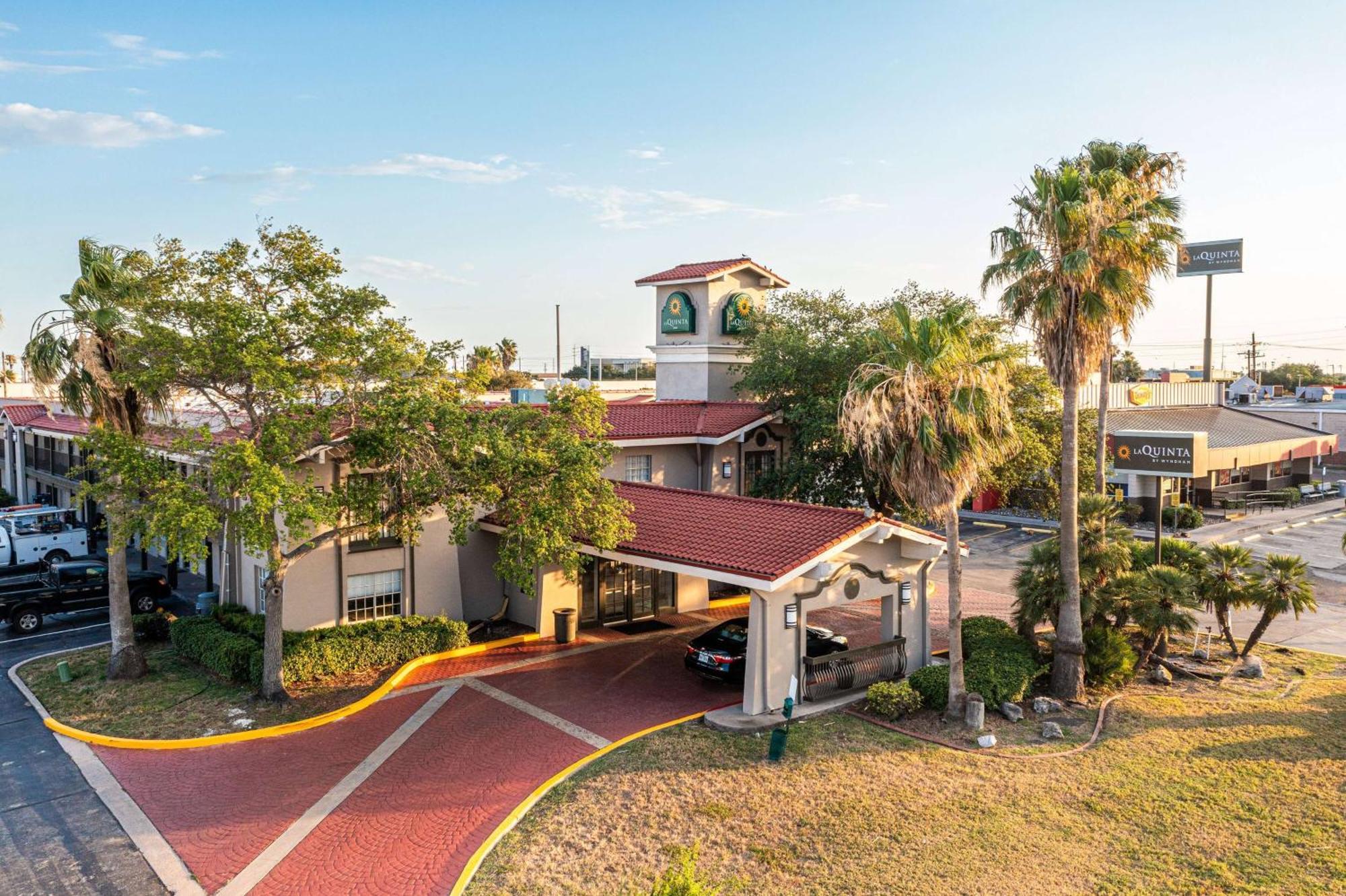 La Quinta Inn By Wyndham Corpus Christi North Екстер'єр фото